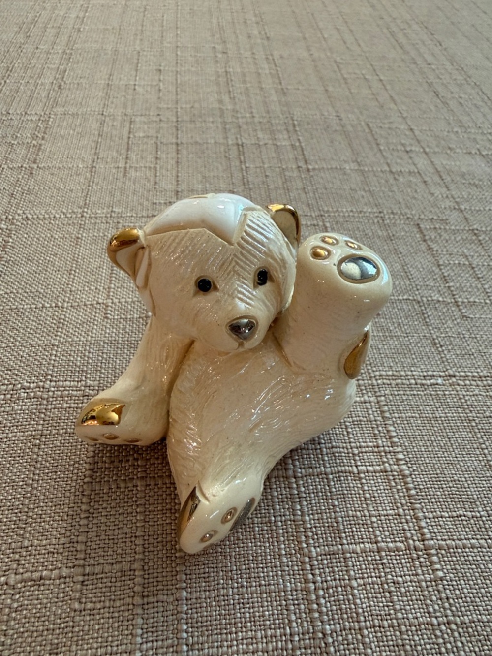 Ceramic Polar Bear Figurine with Gold Accents - White De Rosa Rinconada Uruguay